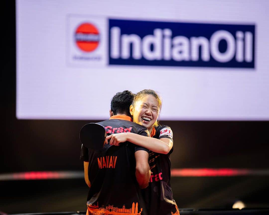 リリー・チャンさんのインスタグラム写真 - (リリー・チャンInstagram)「Whoops lil late, but a truly unforgettable experience with @umumba this @ulttabletennis season. Even though we didn’t get the results we wanted, I’m so so proud of the entire team, players, coaches, management, and staff alike for coming together as a family and giving it our all. Thank you again for these forever memories 🥹🧡 #umumba」8月9日 2時14分 - lilyyz