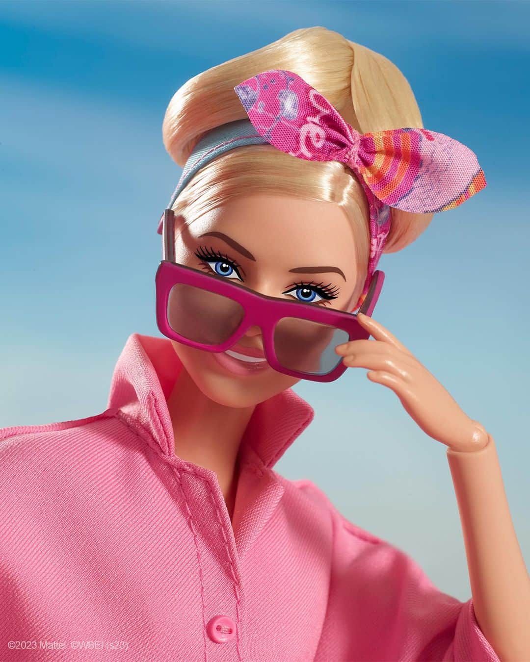 バービーのインスタグラム：「Hey Barbie 🕶️ Let’s go save #Barbie Land 💖 Snag official @BarbieTheMovie inspired dolls when they’re available this September at @Target! #BarbieTheMovie is now playing in theaters.」