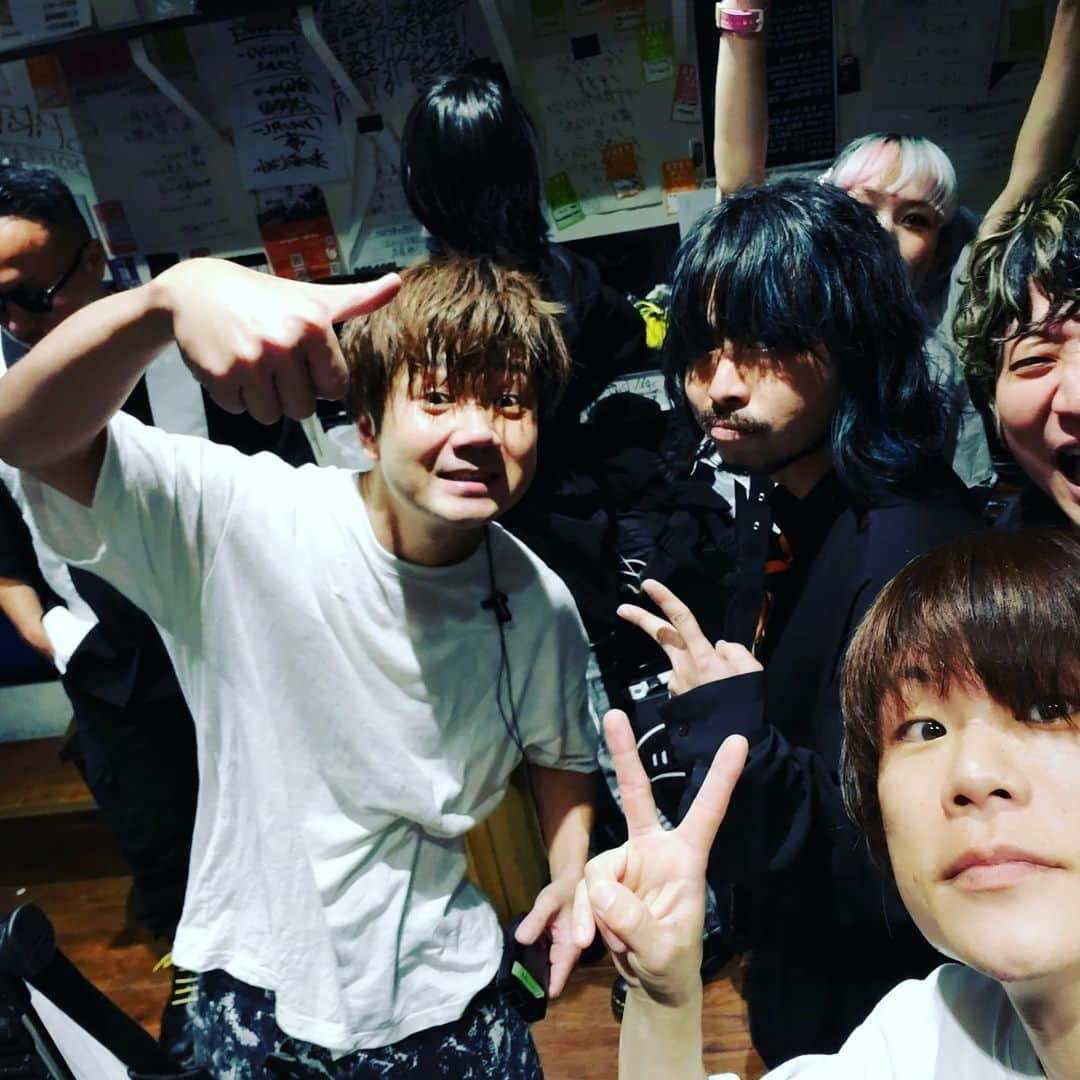 BUZZ THE BEARSさんのインスタグラム写真 - (BUZZ THE BEARSInstagram)「MAYSON's PARTY "PARTY4YOU TOUR　2023" x LIVE HOUSE OP's 2周年祭り  MAYSON's PARTY SHIMA BUZZ THE BEARS FROM ME.⁡ ⁡⁡ ⁡今日も幸せでした☆」8月9日 3時10分 - buzzthebears