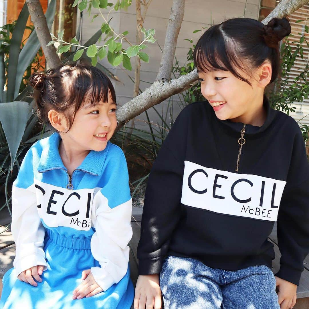 セシルマクビーさんのインスタグラム写真 - (セシルマクビーInstagram)「ㅤㅤㅤㅤㅤ CECIL McBEEからとってもキュートな子供服の秋冬アイテムが登場！   8/9（水）9：00～8/20（日）23：00バースデイオンラインストアで予約販売中！！ これからの季節に活躍する可愛いアイテムばかりだからコーディネートを参考に 姉妹でのリンクコーデも楽しんでね♪   【画像1枚目】 品名：プルオーバー 品番： 261-2005（中黒）211-0557（中白） サイズ：100・110・120・130・140cm 売価：本体1,190円（税込1,309円）   品名：ボトムス 品番： 266-0740（濃黒）216-0362（濃紺） サイズ：100・110・120・130・140cm 売価　：本体1,790円（税込1,969円）   【画像2枚目】 品名：ジャケット 品番： 265-0301（濃黒）215-0018（濃青） サイズ：100・110・120・130・140cm 売価：本体2,290円（税込2,519円)   品名：プルオーバー 品番： 261-2005（中黒）211-0557（中白） サイズ：100・110・120・130・140cm 売価：本体1,190円（税込1,309円）   品名：ボトムス 品番： 266-0740（濃黒）216-0362（濃紺） サイズ：100・110・120・130・140cm 売価：本体1,790円（税込1,969円）   【画像3枚目】 品名：ワンピース 品番： 222-0220（中青） サイズ：100・110・120cm 売価：本体1,790円（税込1,969円）   品名：プルオーバー 品番：262-0055（中黒） サイズ：100・110・120・130・140cm 売価：本体1,490円（税込1,639円）   品名：ボトムス 品番： 266-0758（濃紺） サイズ：100・110・120・130・140cm 売価：本体1,790円（税込1,969円）   【画像4枚目】 品名：プルオーバー 品番：212-0014（淡桃） サイズ：100・110・120cm 売価：本体1,490円（税込1,639円）   品名：ボトムス 品番：217-0496（淡桃） サイズ：100・110・120cm 売価：本体1,190円（税込1,309円）   商品詳細はバースデイオンラインストアをご確認ください。 予約受付期間中でも予定数に達し次第終了となります。 発送は、2023年9月上旬ごろを予定しております。   #毎日がバースデイ #バースデイ #birthday #grbirthday #バースデイ購入品 #バースデイパトロール #こどものいる暮らし #小学生コーデ #キッズコーデ #キッズファッション #こどもふく #インスタキッズ #キッズコーデ女の子 #小学生女子 #キッズ服 #小学生 #学校コーデ #通学コーデ #プチプラ子供服 #セシルマクビー #セシル #CECILMcBEE #y2k」8月9日 9時05分 - cecilmcbee_official