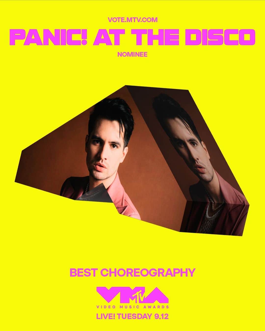 Panic! At The Discoのインスタグラム：「Got those mooooves! "Middle of a Breakup" is nominated for Best Choreography at this year's @vmas courtesy of the best teacher ever, @monikafelicesmith 💃🕺」