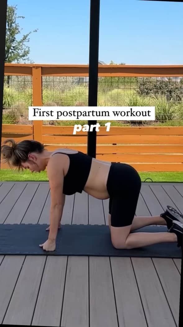 のインスタグラム：「STOP THE SCROLL  Raise your hand if you practice diaphragm breathing and TVA engagement before each workout..? 🙋‍♀️  And if you don’t… now’s the time to start 😉 and here’s why  This literally is the most important movement pattern to learn how to do. Because if you can’t engage your inner core muscles here, laying on the ground or on hands and knees, how are you going to do it when squatting, lifting, and moving about daily life?!   If you master engaging your TVA (transverse abdominals) and are able to do so in each exercise and each workout… did you know you may not even need to do isolated core exercises? 👀  Need help on learning how to do this properly? I have the full video explanation (and my entire Restore Your Core postpartum program) in my @fitbodyapp in the On Demand section.  Link is in my bio to start your free trial so you can check it out and join me! Perfect timing with our summer promo, too! 💕💪   #postpartum #6weekspostpartum #fbgcommunity #annavictoria」