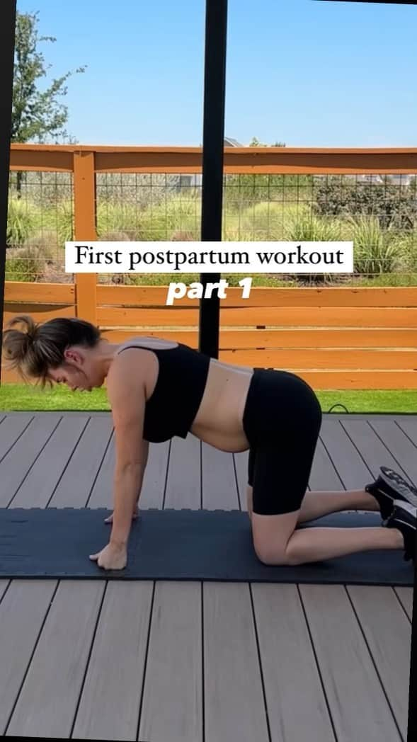 アンナ・ニコル・スミスのインスタグラム：「STOP THE SCROLL  Raise your hand if you practice diaphragm breathing and TVA engagement before each workout..? 🙋‍♀️  And if you don’t… now’s the time to start 😉 and here’s why  This literally is the most important movement pattern to learn how to do. Because if you can’t engage your inner core muscles here, laying on the ground or on hands and knees, how are you going to do it when squatting, lifting, and moving about daily life?!   If you master engaging your TVA (transverse abdominals) and are able to do so in each exercise and each workout… did you know you may not even need to do isolated core exercises? 👀  Need help on learning how to do this properly? I have the full video explanation (and my entire Restore Your Core postpartum program) in my @fitbodyapp in the On Demand section.  Link is in my bio to start your free trial so you can check it out and join me! Perfect timing with our summer promo, too! 💕💪   #postpartum #6weekspostpartum #fbgcommunity #annavictoria」