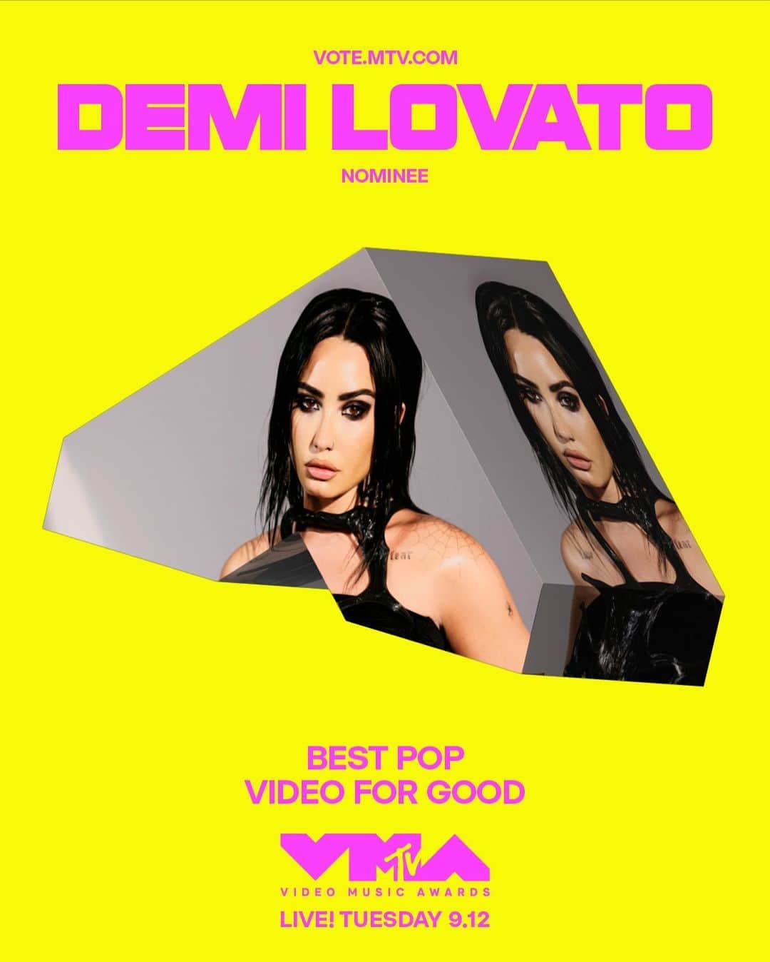 のインスタグラム：「So grateful to be nominated for Best Pop & Video for Good at the 2023 #vmas! 🖤🖤 You can vote every day at vote.mtv.com and tune in Tuesday September 12 at 8pm on @mtv   ps. Shout out to @merieloconnell for directing this video and helping me bring this song to life!! (Congrats to us!! 🥳🥳)」