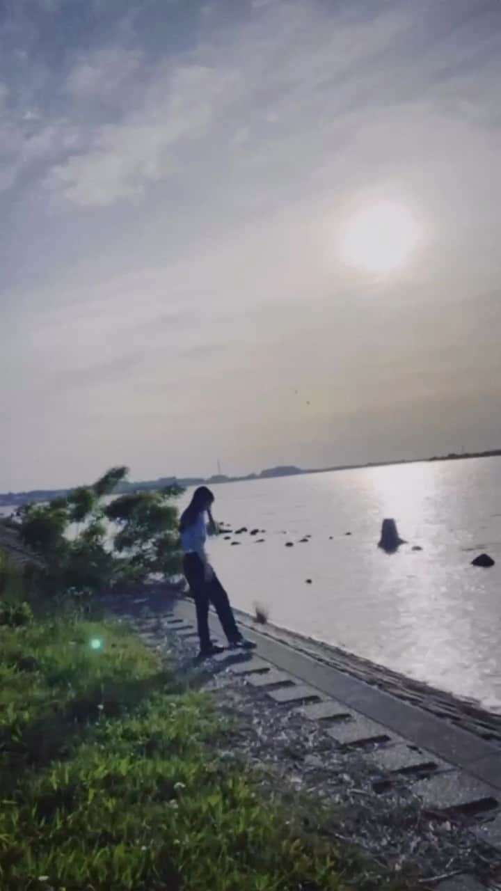 星乃あんなのインスタグラム：「昨日の投稿の動画バージョン🎥！  自然っていいな〜♡💭        #ニコラ  #nicola  #ニコモ  #ニコラ9月号発売中」
