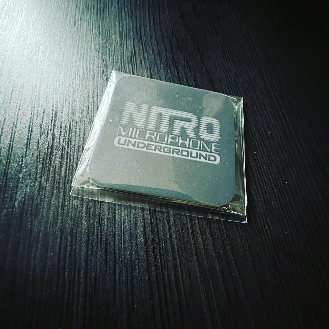 大江健次さんのインスタグラム写真 - (大江健次Instagram)「@nitromicrophoneunderground  伝説のHIPHOP CREW NITRO MICROPHONE UNDERGROUND🔥 ヘッズが騒つきまくりの NMU LOGO COLOR TEE Official Online Shop 明日の12:00発売ヒェ🔥 全12色 全部着て写真撮りたい🤳　✌️😎 もしくは12人で集まって 全色集合写真撮りたい📸  #nitromicrophoneunderground #onlineshop #brandnew #COLOR #Tshirt #全12色 #わたくしは #カナリアイエロー #ダークチョコレート #mckj #こりゃめでてーな #ヒェ🔥」8月9日 17時34分 - mckj_hagestagram