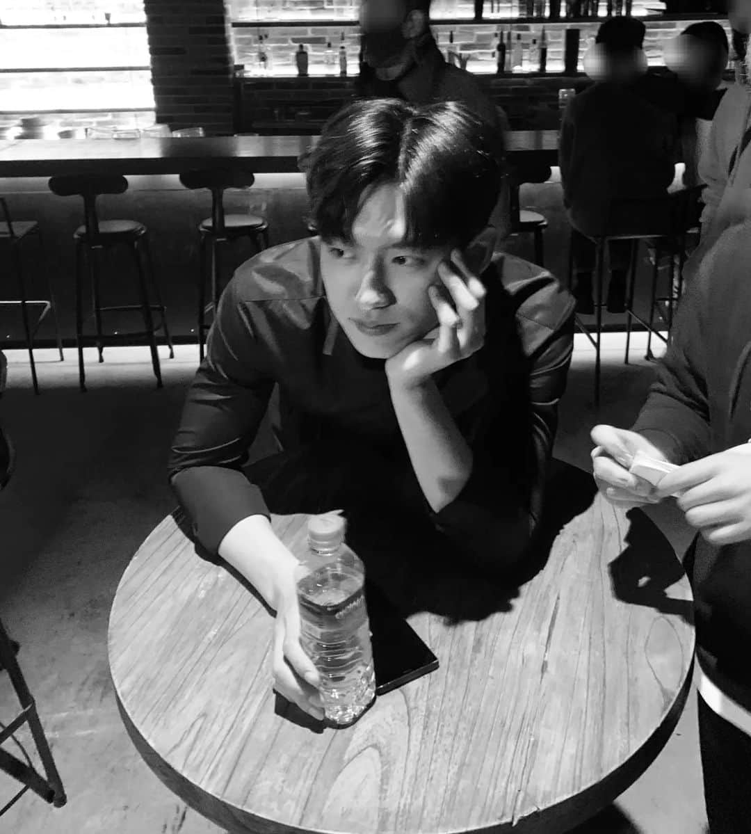 ソン・ヒョヌのインスタグラム：「한태」