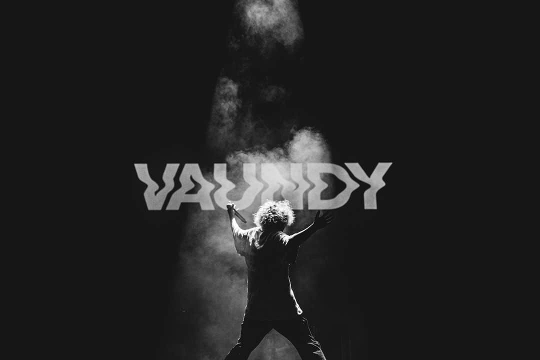 フジロック・フェスティバルのインスタグラム：「📸 Vaundy JULY 29 SAT - WHITE STAGE  Photo: 日吉"JP"純平 #Vaundy #fujirock #fujirockfestival #フジロック」