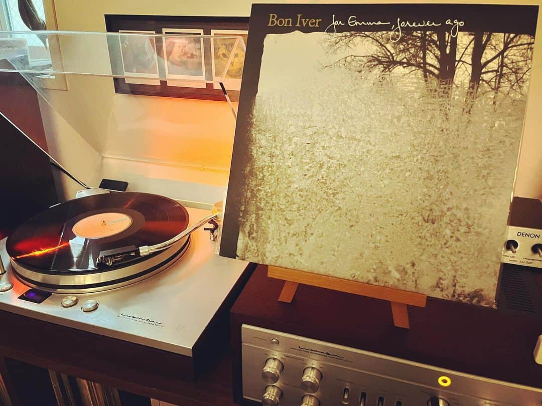 浅田信一さんのインスタグラム写真 - (浅田信一Instagram)「今朝レコ #boniver  #foremmaforeverago #vinylrecords」8月9日 9時16分 - asada_shinichi