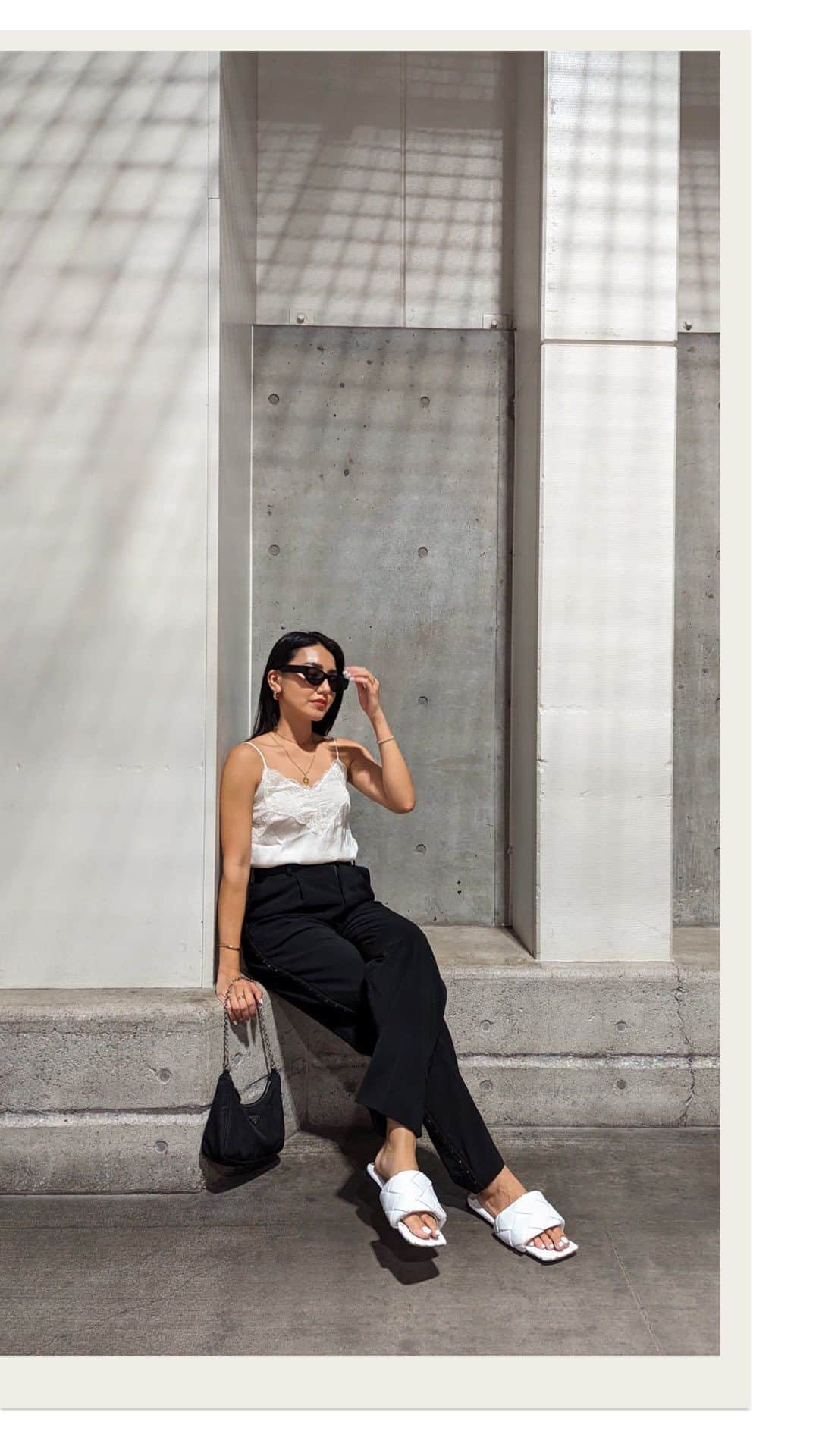 加藤澪のインスタグラム：「Day off ☕️ Camisole @libjoie  Bag @prada  Sandals @newbottega  Shades @blackflys_japan @blackflyseyewear」