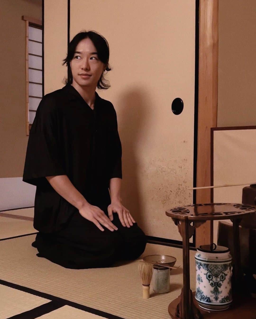 ZENのインスタグラム：「茶の日本日  #遠州流茶道  @kobori.sosho」