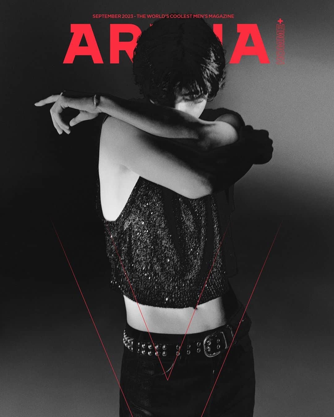 のインスタグラム：「@arenakorea @celine 👀」