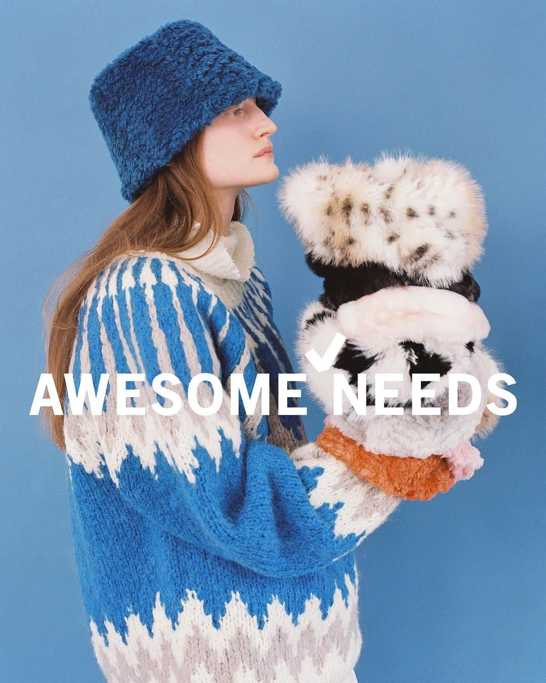 Jack Of All Tradesさんのインスタグラム写真 - (Jack Of All TradesInstagram)「- NEW BRAND - 【 AWESOME NEEDS (オーサムニーズ) 】 @awesomeneeds   AWESOME NEEDS とは、⾃分だけのスタイルを求めようとする「魅⼒的な欲望」を意味し、その欲望を満たすためのプロダクトを考案し世に送り出すブランドです。クラシカルなプロダクトを、AWESOME NEEDSのアイデンティティ でクールに再解釈、その過程で⽣まれる世界観とストーリーの共有を⽬指しています。 こうした思いから⽣まれたプロダクトが放つ感性、それはAWESOME NEEDSがプロダクトを通して伝えたいすべてであり、⼀⼈ひとりが求める感性との調和が願いです。 ブランドコンセプトである「cool and classic」を体現した帽⼦は、上質な素材とAWESOME NEEDSならではのディテールでデザインされています。  #awesomeneeds  #オーサムニーズ  #韓国ブランド  #韓国ファッション  #帽子 #ファーハット」8月9日 12時22分 - jack_joat