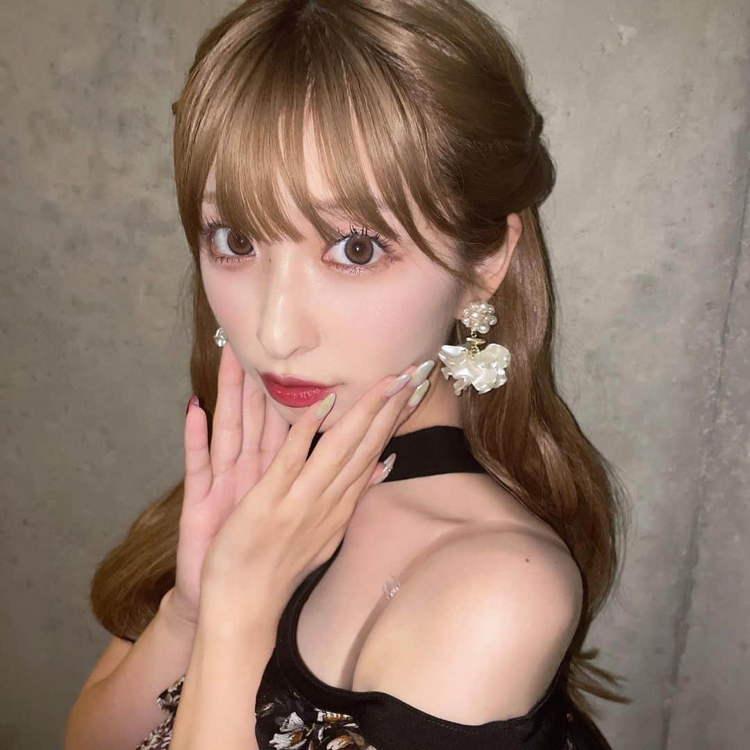 福田花音のインスタグラム：「それでもたまに寂しくなったら2人でお酒を飲みましょうね🎶」