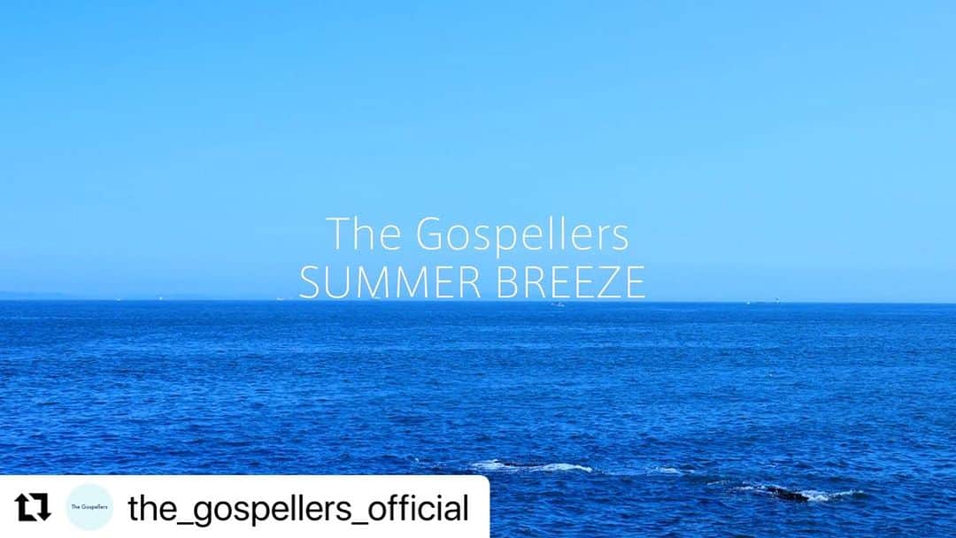 黒沢薫のインスタグラム：「今夜です！一緒に盛り上がろう。#Repost @the_gospellers_official with @use.repost ・・・ #ゴスペラーズ EP「HERE & NOW」💿 ／ 収録曲 「Summer Breeze」のミュージックビデオを 本日8/9（水）21:00にプレミア公開❗️❗️ ＼  ▶ https://youtu.be/5OaHQIRyAhk  ／ EP「HERE & NOW」 収録曲4曲の ラジオ初オンエアが決定📻 ＼  東京・愛知・福岡・北海道のラジオ番組にて、 各地1曲、4日間かけて各楽曲が初オンエア🎉  🔽詳細は公式HPをご確認ください https://www.gospellers.tv/news/detail/10342」