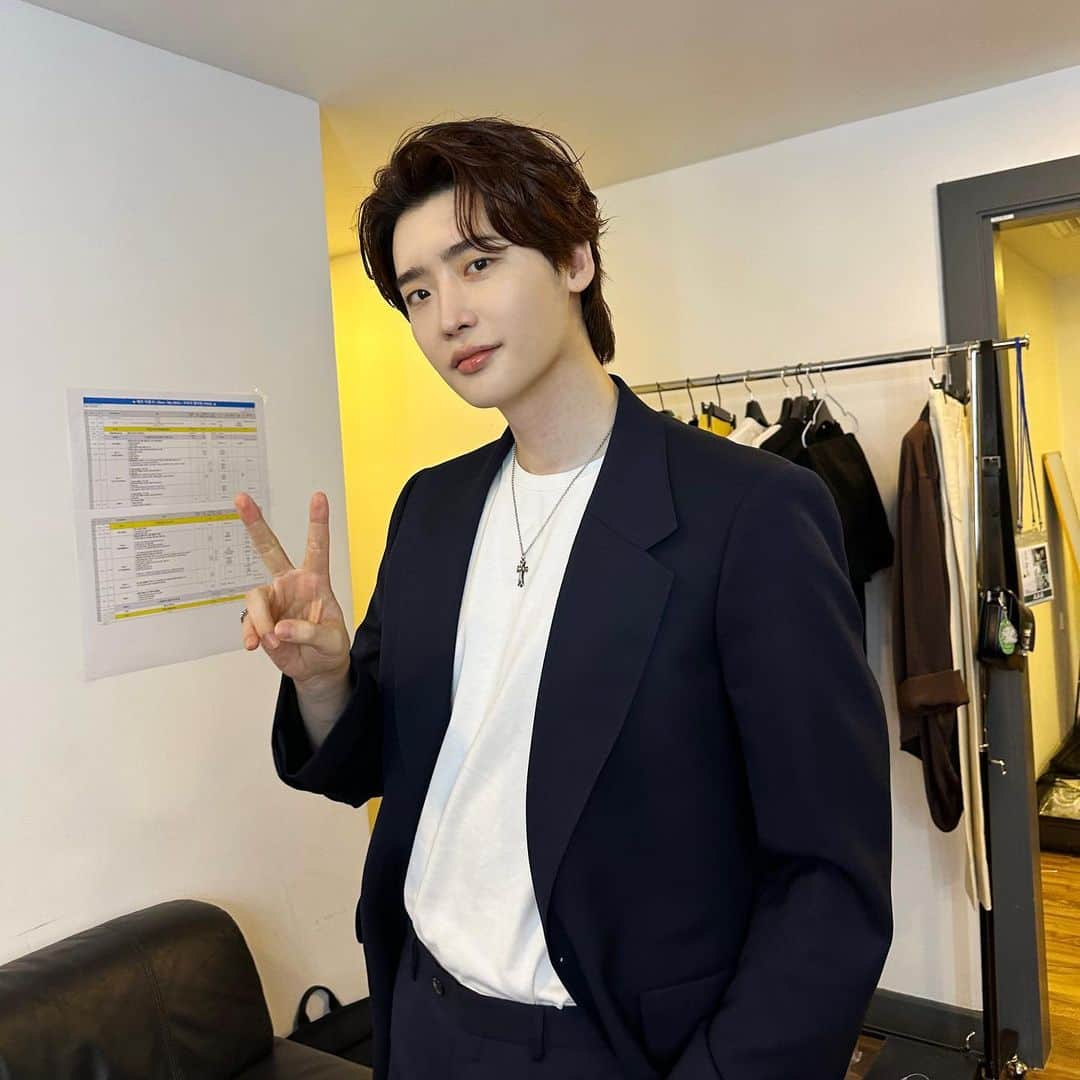 イ・ジョンソクさんのインスタグラム写真 - (イ・ジョンソクInstagram)「😚」8月9日 12時33分 - jongsuk0206