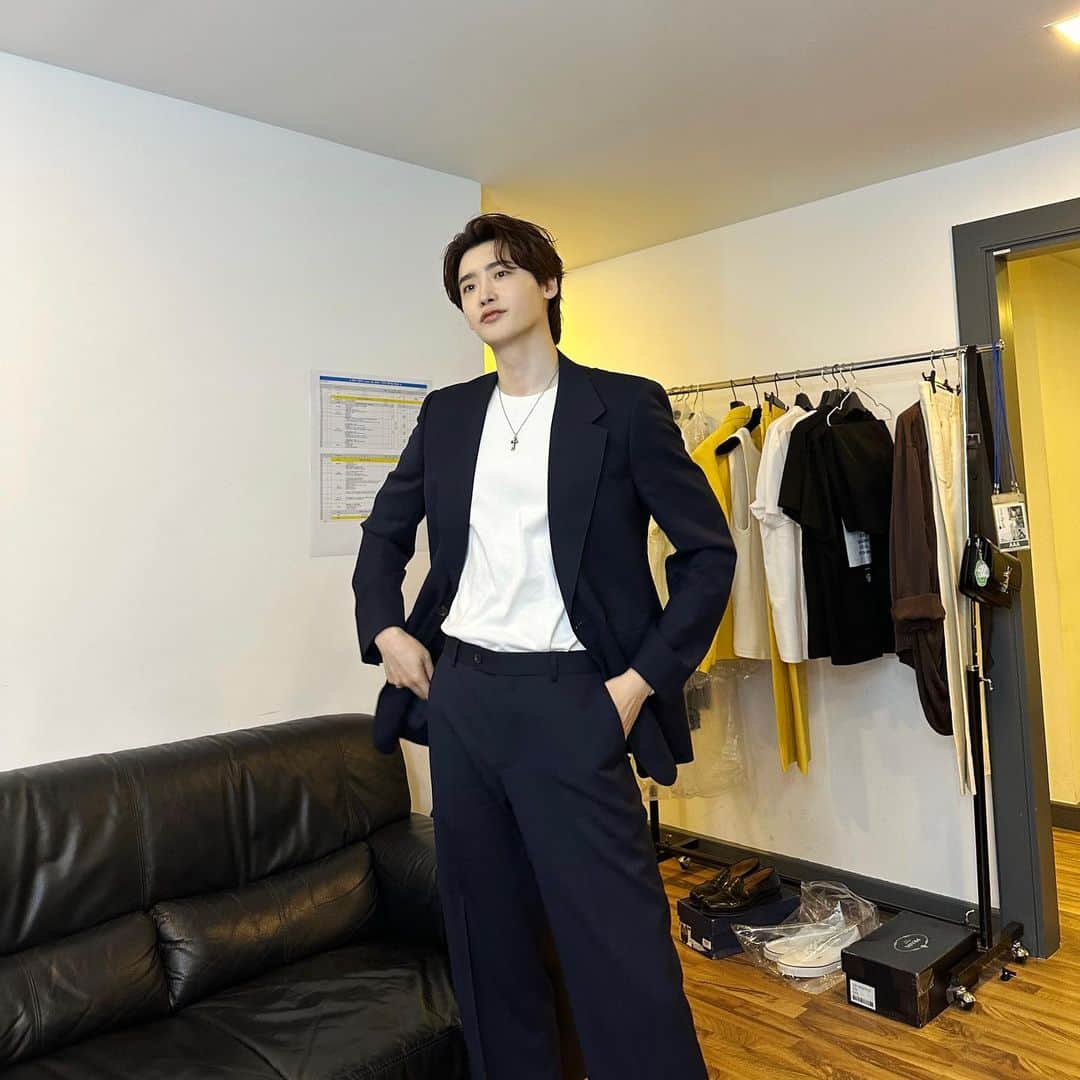 イ・ジョンソクさんのインスタグラム写真 - (イ・ジョンソクInstagram)「😚」8月9日 12時33分 - jongsuk0206