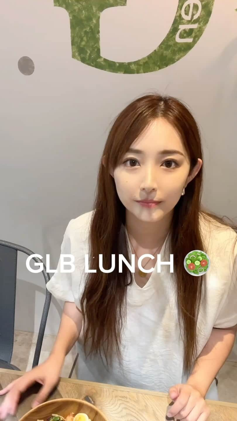 G.L.Bのインスタグラム：「長い動画初めてで見づらいかもしれません🙇‍♀️💦 私の今日のランチです🎵」