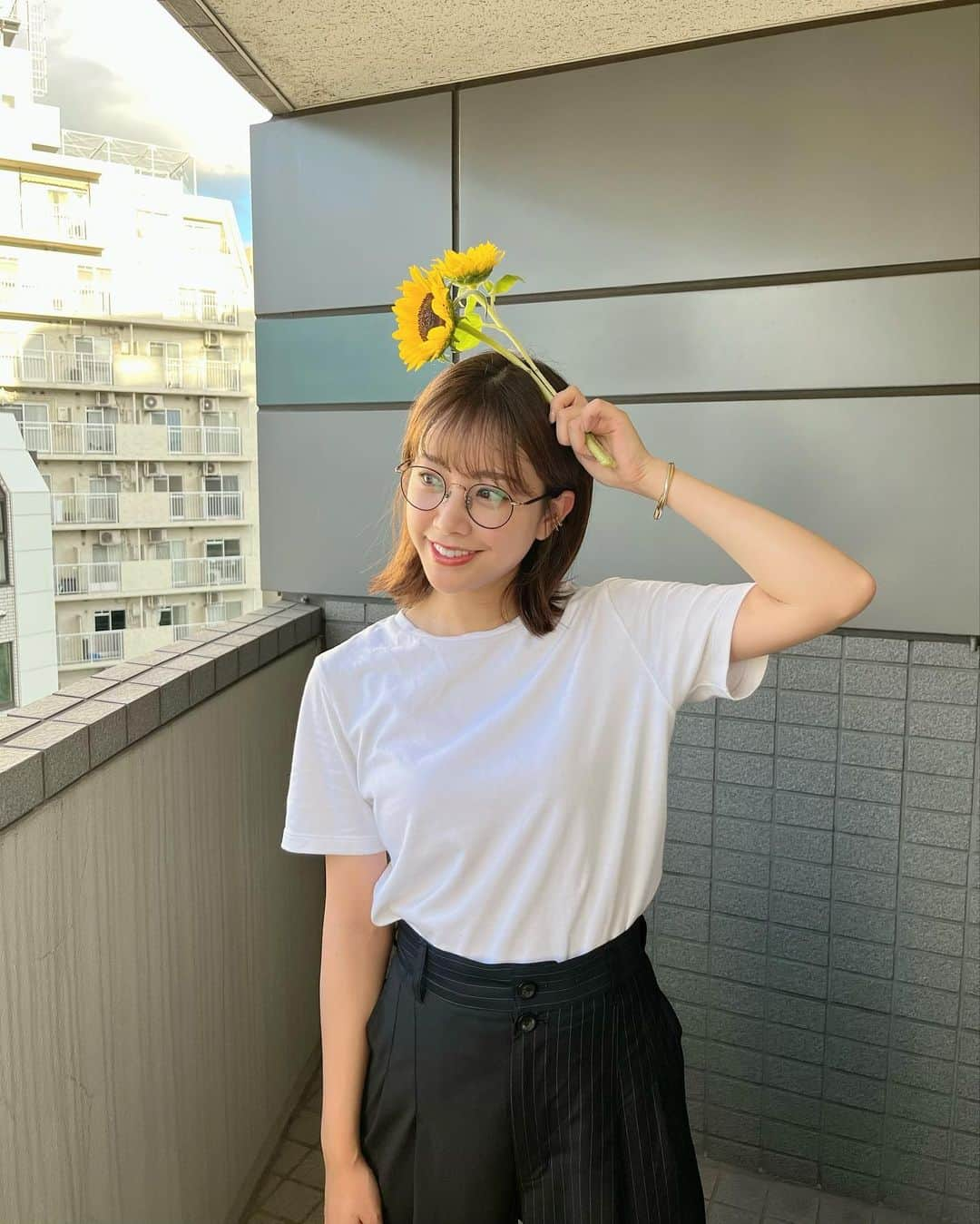 中川絵美里のインスタグラム：「🍉🌻🍧👒 #私服」