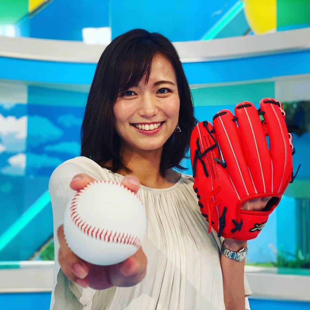 朝日放送「おはよう朝日土曜日です」のインスタグラム：「高校球児のみなさん頑張れ〜！⚾️ #高校野球#甲子園  #おは土#おはよう朝日土曜日です#ABCテレビ #斎藤真美#ABCアナウンサー」