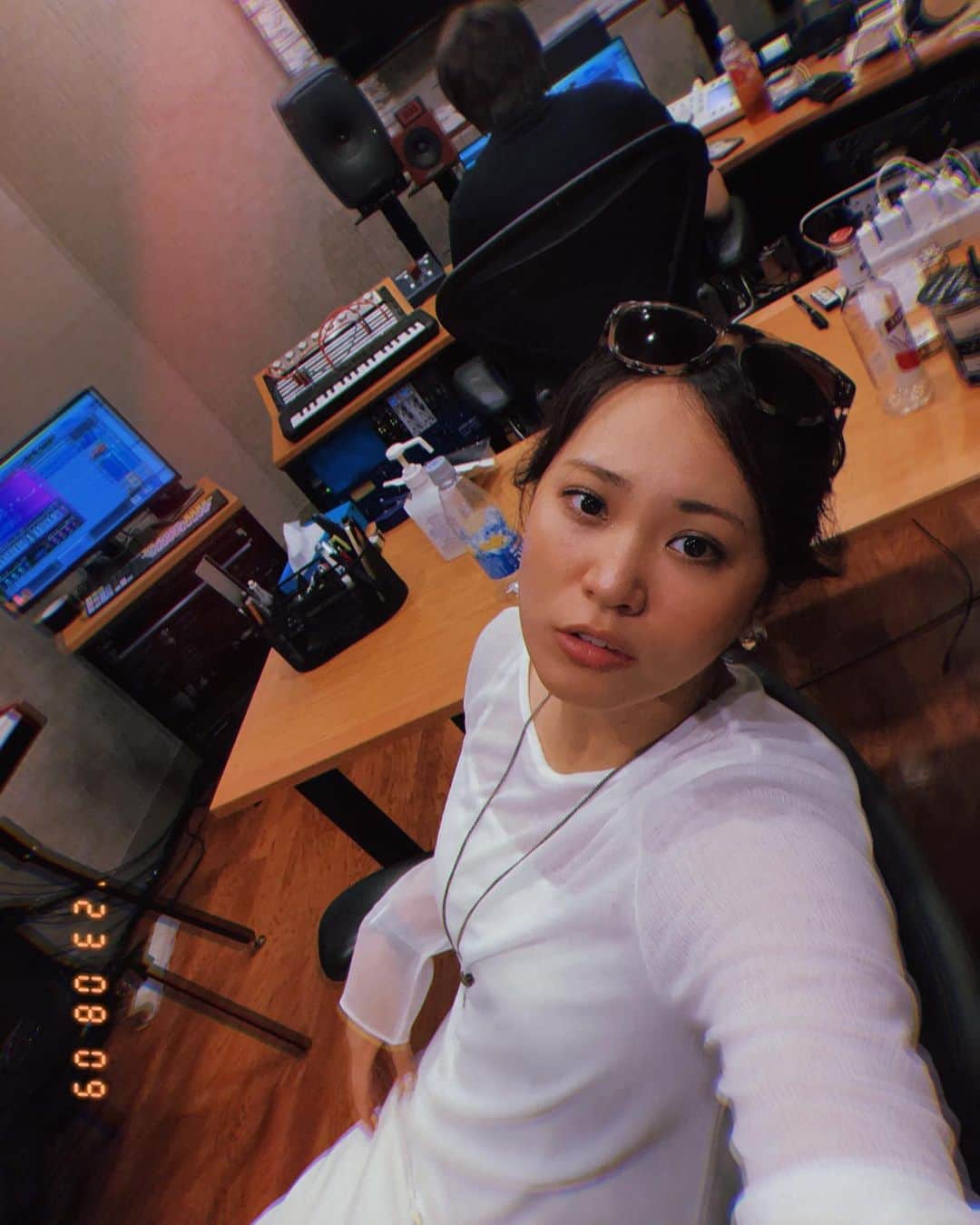 二宮愛のインスタグラム：「So humid in Tokyo. Almost like Hanoi☂️🌧️🌫️」