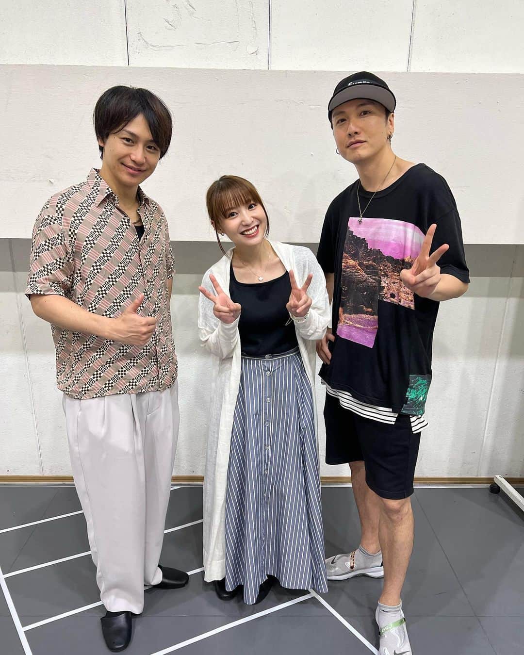 小池唯のインスタグラム：「. チームゴーカイ🏴‍☠️ よく会うメンバーだから安心感がすごい😂✨  #ゴーカイジャー #極楽牢屋敷」