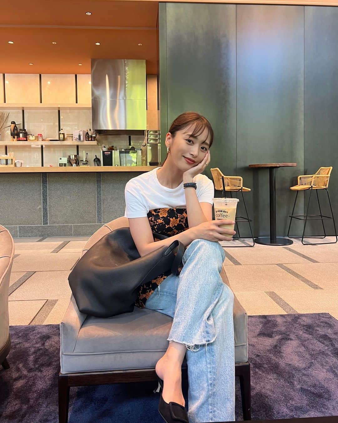近藤千尋のインスタグラム：「夏休み、あっという間に半分、、？ まだか、、？笑☀️🥰 仕事したり子供とお出かけしたり 習い事送迎したりメンテナンス行ったり 毎日が目まぐるしいなぁ😂🌀笑 フィードに載せてなかった写真たち📷❤️ 相変わらずまとまりありません🌻😀  今日はスクールのお泊まり会🏫🔤💕  夫婦時間うれしいなぁ💗👫笑」