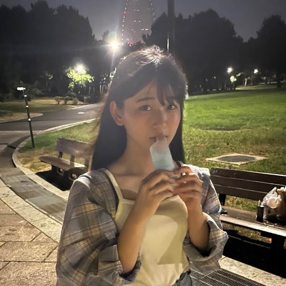 遠藤璃菜さんのインスタグラム写真 - (遠藤璃菜Instagram)「夏こそアイス！！！  この日メイクちょっと変えてみた🪞   #アイス  #遠藤璃菜」8月9日 14時34分 - e_rina_ta