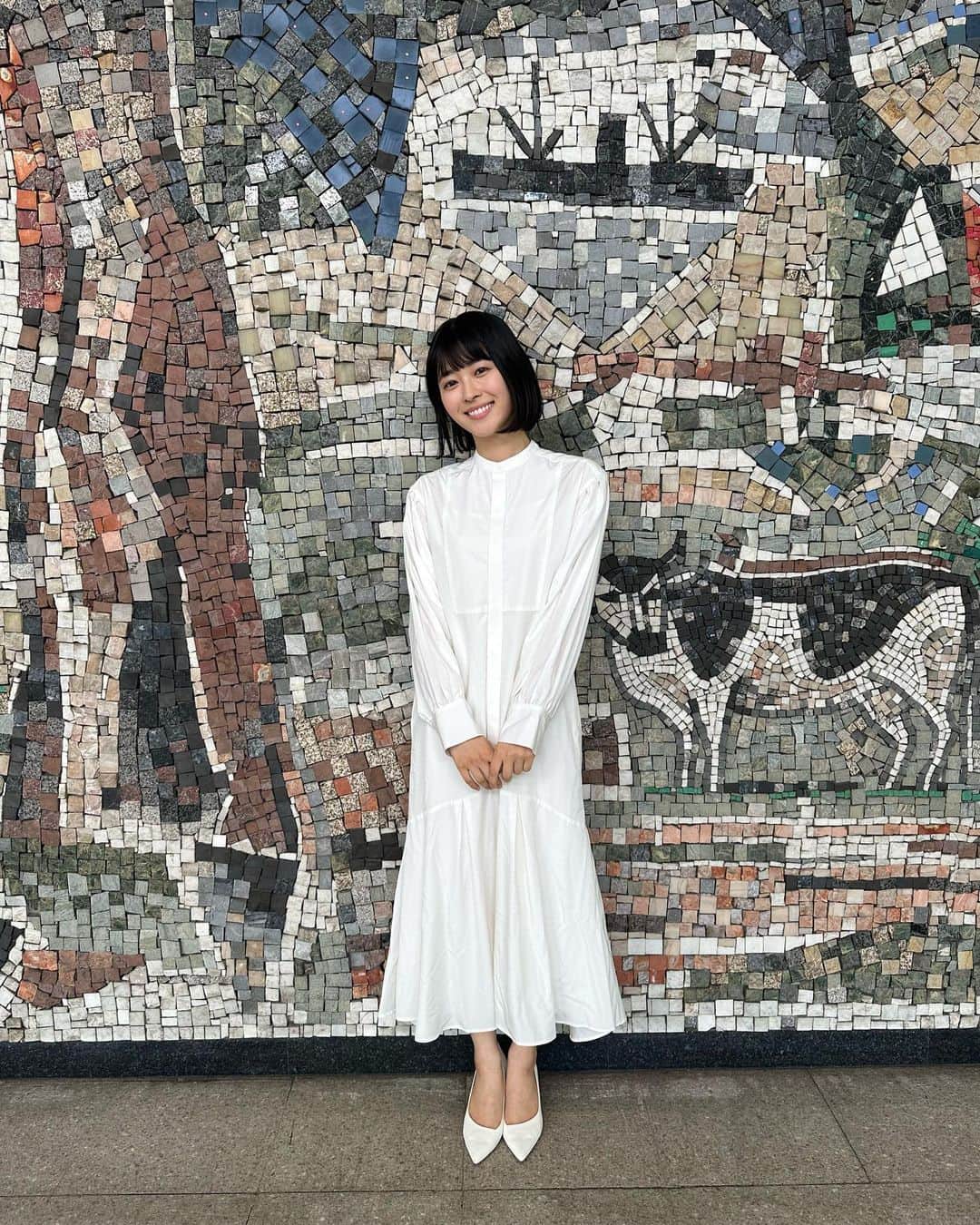 河村花さんのインスタグラム写真 - (河村花Instagram)「. 11月27日は愛知県の誕生日🎉 「あいち県民の日」  本日、愛知県庁にて愛知県知事の大村秀章さんに表敬訪問しました！ これから愛知をもっと好きになってもらえるよう努めます！ よろしくお願いします🌷  #あいち県民の日」8月9日 15時09分 - hana_kawamura