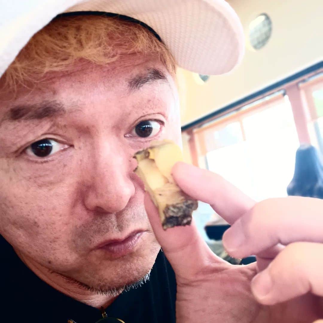 松本隆博のインスタグラム：「。⁡ ⁡僕らの為に、身を呈して⁡ ⁡美味しくなって頂き💦、⁡ 本当に…アワビ申し上げます⁡ ⁡‪(´•ᴗ• ก )‬՞ ՞ ⁡⁡ ⁡還暦少年松本隆博」