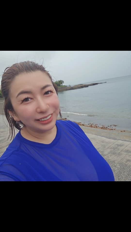 折原ゆかりのインスタグラム：「Cobalt Blue × SEA」