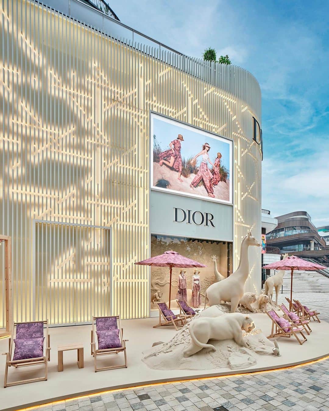 LVMHのインスタグラム：「The Dioriviera capsule for @dior Fall 23 is presented in dedicated pop-ups in Shanghai and Chengdu, China, alongside a range of complementary objects by @diormaison.    #LVMH #Dior」