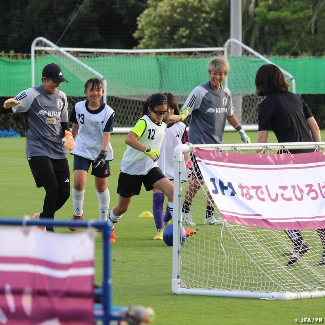 日本サッカー協会さんのインスタグラム写真 - (日本サッカー協会Instagram)「. #ワールドカップ で躍動する #なでしこジャパン 🔹  日本女子サッカーが再び世界で輝きを放つために行ってきた『取り組み』について紹介しています✍️  女子サッカーに関わる全ての人の思いを乗せて。 世界の頂点を目指す戦いは続きます。  コラムはプロフィールのJFA公式サイト『JFA.jp』から✍  #BEYOURBESTSELF #最高の自分であれ  #なでニコ #夢への勇気を #jfa #daihyo #nadeshiko  #サッカー日本代表 #サッカー #soccer #football #⚽ #女子サッカー #womenfootball #womensfootball #womensoccer #womenssoccer」8月9日 16時15分 - japanfootballassociation