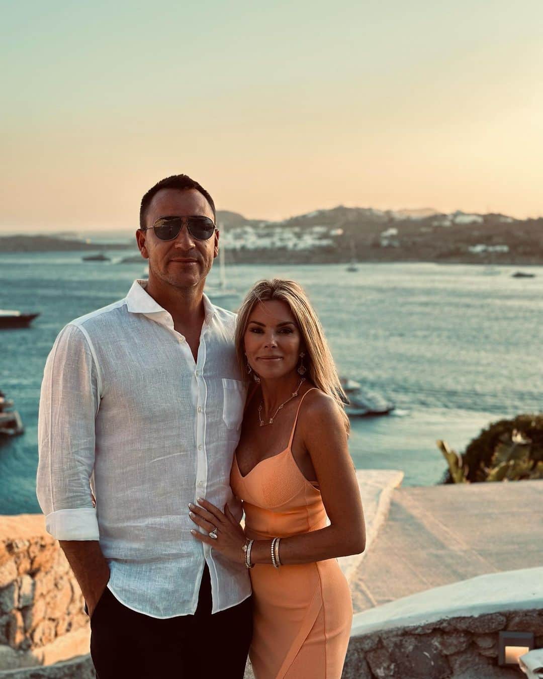 ジョン・テリーのインスタグラム：「💙 MYKONOS 🇬🇷 @toniterry26 @georgie26terry @sum26terry」