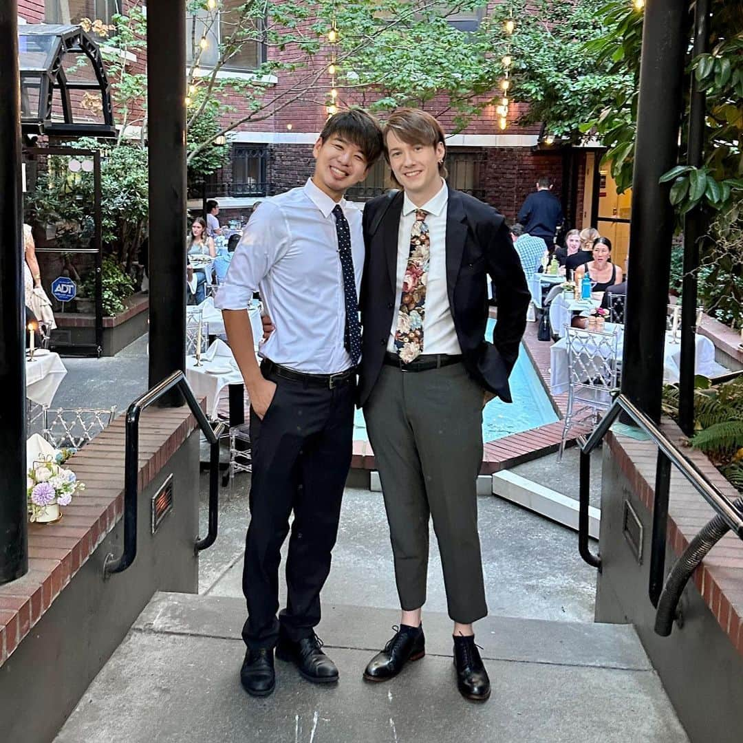 Seigo & Brenさんのインスタグラム写真 - (Seigo & BrenInstagram)「Our 6th wedding anniversary at @lafontanasiciliana !  This place is AMAZING:)🍝  結婚6周年をレストランでお祝いしてきました！ 動画も撮影したのでお楽しみに❤️  #lafontanasiciliana #Italy #イタリア #weddinganniversary #gay #gaycouple #ゲイ #ゲイカップル #夫夫 #husbands #Seattle #シアトル #loveislove #Pride #LGBTQ #アメリカ生活 #husbandandhusband #Japan #日本 #Youtube」8月10日 3時04分 - seigoandbren