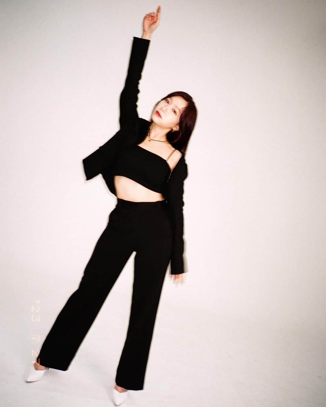 ソヨンさんのインスタグラム写真 - (ソヨンInstagram)「오늘은 블랙이햐」8月9日 18時33分 - lsoyeonb