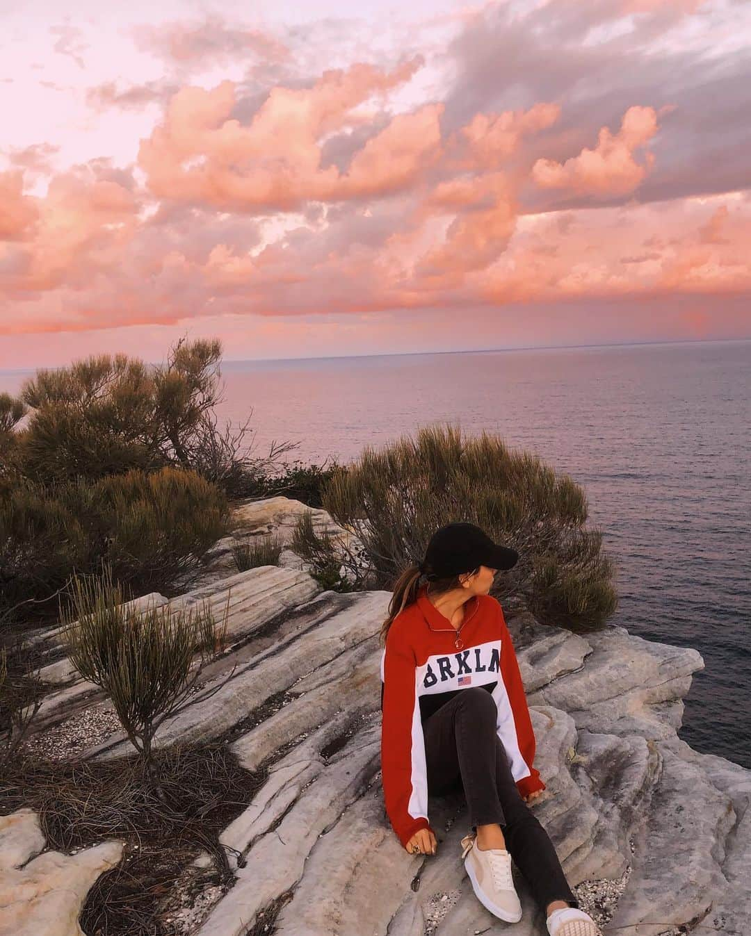 ベイビーリオンさんのインスタグラム写真 - (ベイビーリオンInstagram)「. dreamy☁️🦄🫧 . #pinksky #skylovers  #sunsetlovers #magichour  #tb #memories #naturelover」8月9日 19時01分 - baby__lion