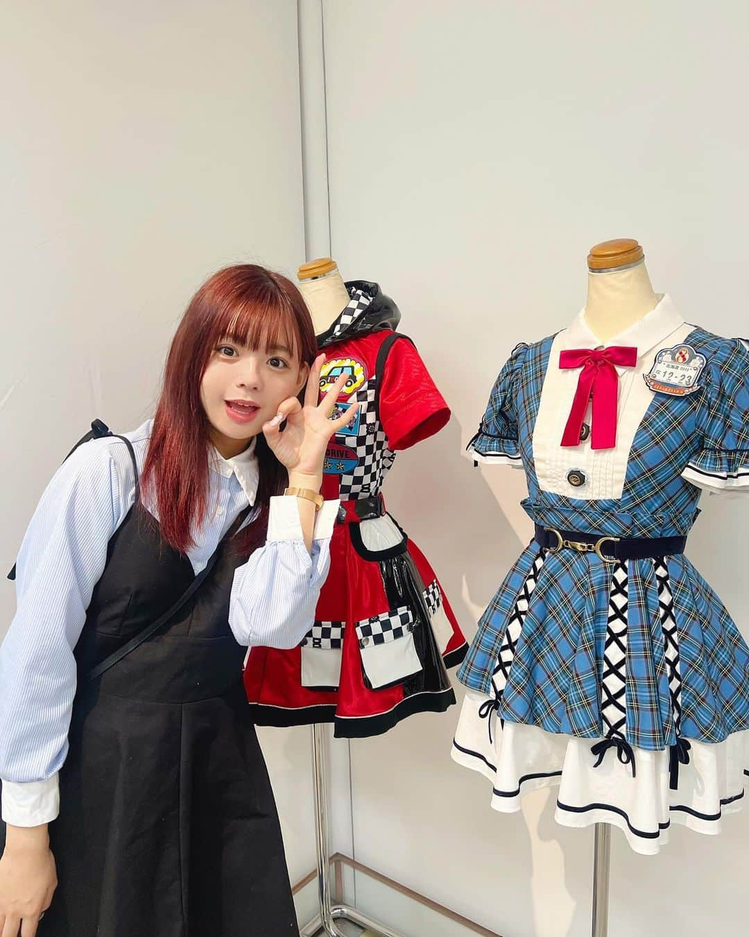 宮里莉羅さんのインスタグラム写真 - (宮里莉羅Instagram)「AKB48大衣装展いってきましたヾ^_^ オサレさんが作る衣装たちはやっぱり超可愛いくて最強だった...( ֊ ̫ ֊)🫶 懐かしくて思い出の衣装たち！！エイト〜🐝  #AKB48#アイドル衣装#akb衣装#チーム8#02년생 #follow#followme#f4f#likeforlike#follow4follow#fyp#instagood#japanesegirl#instalike#selfie#ootd」8月9日 19時26分 - ranrin0403