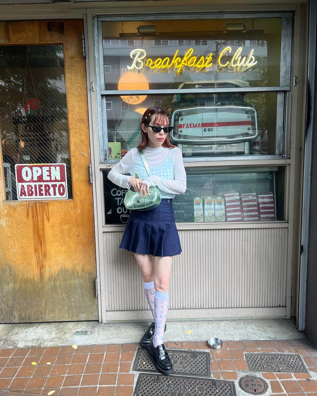瀬戸あゆみさんのインスタグラム写真 - (瀬戸あゆみInstagram)「@breakfastclubtokyo 🌹  #ayumi_outfit  #dearsisterhood」8月9日 19時34分 - setoayumi