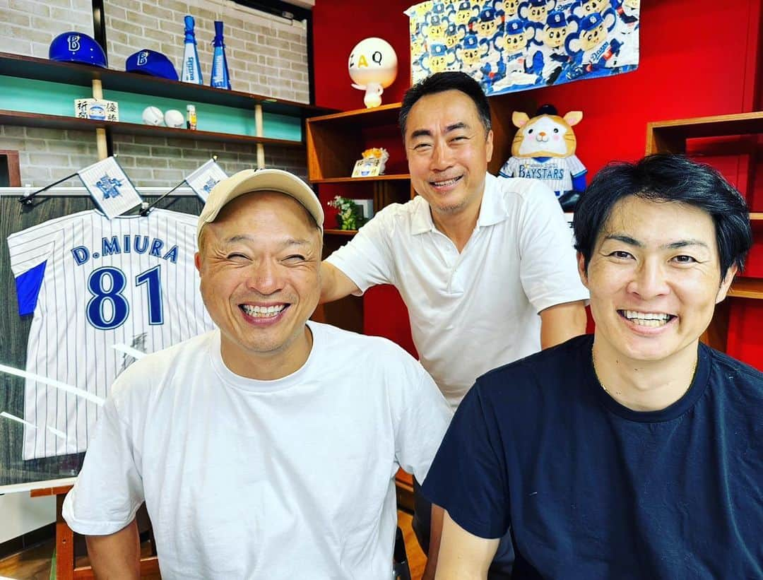 石川雄洋さんのインスタグラム写真 - (石川雄洋Instagram)「jsports DeNA-中日ドラゴンズ スターナイト今日も勝ちましょう。  #横浜denaベイスターズ  #中日ドラゴンズ #djケチャップ #三木慎太郎 #jsportsオンデマンド #もっと野球好き」8月9日 19時40分 - takehiro.ishikawa_official