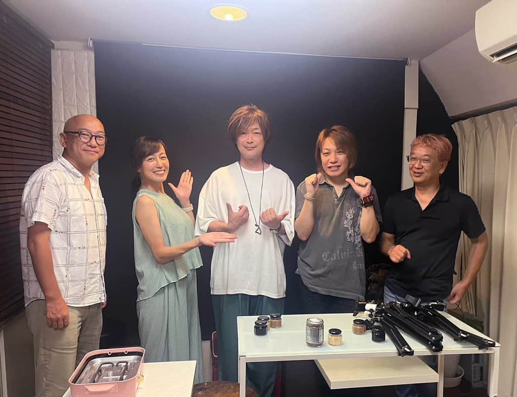 及川奈央さんのインスタグラム写真 - (及川奈央Instagram)「昨日は #TokyoStarRadio #おめおじゃ の収録でした。9月のマンスリーゲストは #サイキックラバーYOFFY さんと #高橋秀幸 さんをお迎え。準レギュラーの御二方をお招きして梅さんとヤマちゃんが色々な手料理を振舞ってくれました。 毎週木曜日23:00から放送です。 是非お楽しみに·͜· ︎︎」8月9日 20時04分 - naooikawa