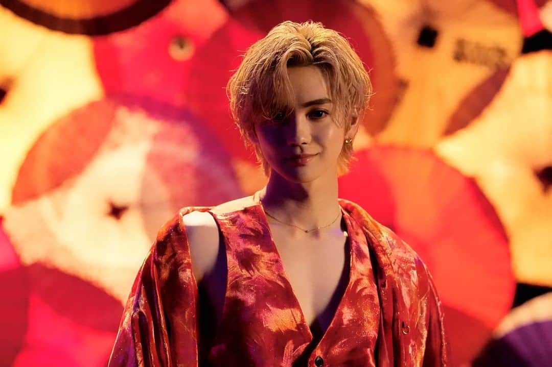 吉野北人のインスタグラム：「🧡💛」