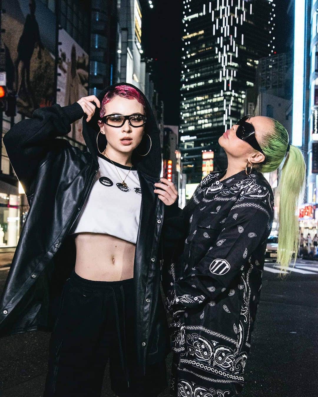 ルナのインスタグラム：「@travsod × Ashley 😈 LUNA photo by @ryusei_750」