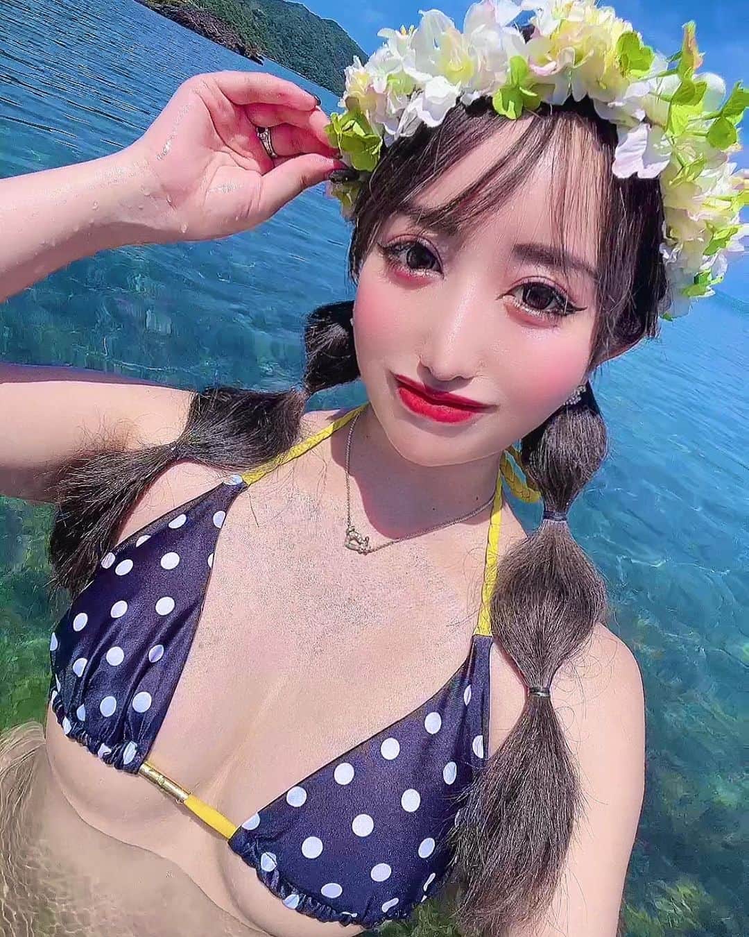 白咲えりかのインスタグラム：「@lyg_beauty_lum   LYGの脱毛に行ってきたよ❤️  このサロンコース制が無くて都度払いだから楽すぎて 美容院みたいな感覚で予約できて 何だかんだ5回目🤤💗  夏は露出増えるから絶対脱毛いくべき🥇🩵 何度も言うけど都度払いだから楽なのw  初回だと顔、VIO全部込みで9000円で出来ちゃうし リピーターだと永遠に10000円で全身脱毛できるよ🤯🤍  男性も同じ料金で髭まで込みだから 本当にお得だし通いやすい🥰💗💗💗 たぶん栄エリアで最安値じゃないかな？  顔脱毛って肌のトーンアップにもなるし メイクのりもかなり違うから嬉しい🩷  #脱毛 #脱毛サロン #都度払い  #光脱毛 #名古屋エステ #水着女子 #水着 #三角ビキニ #名古屋 #六本木 #銀座 #歌舞伎町 #歌舞伎 #北新地 #すすきの #グラビア #投資女子 #20代投資家と繋がりたい #instagood #マツエク #キラキラ女子 #instadaily #いいね返し #followforfollowback」