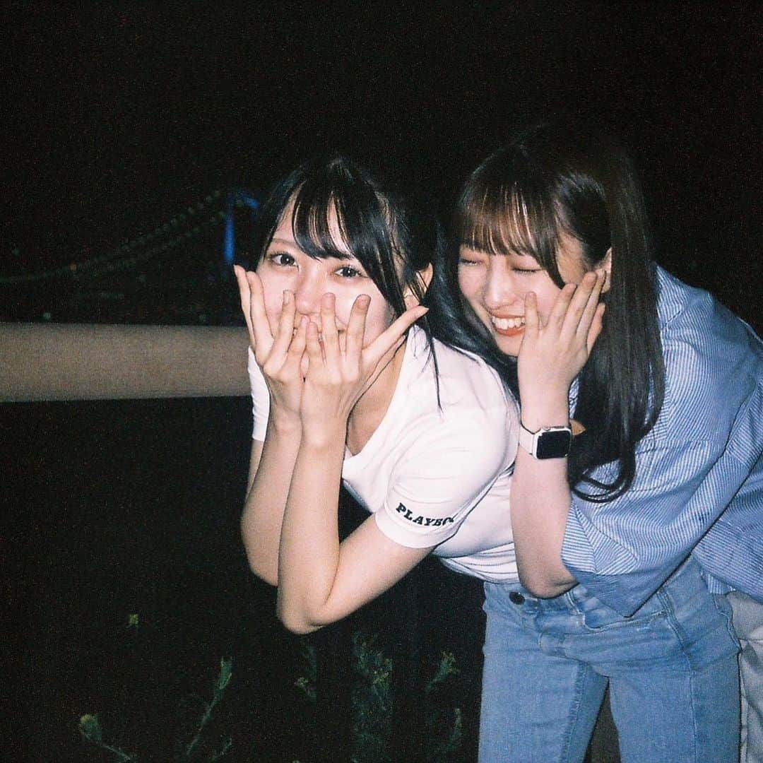 のインスタグラム：「👩🏻‍❤️‍👩🏻   #film」