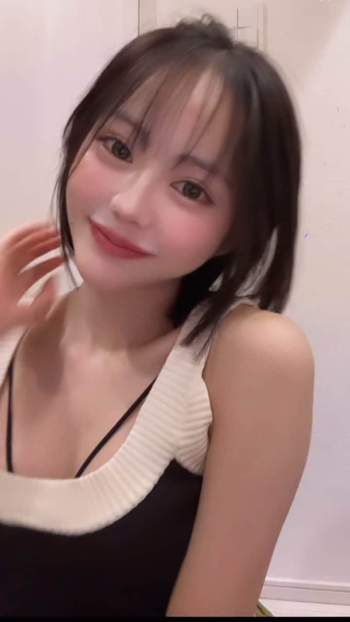 上水口姫香のインスタグラム：「ボブの悩み」