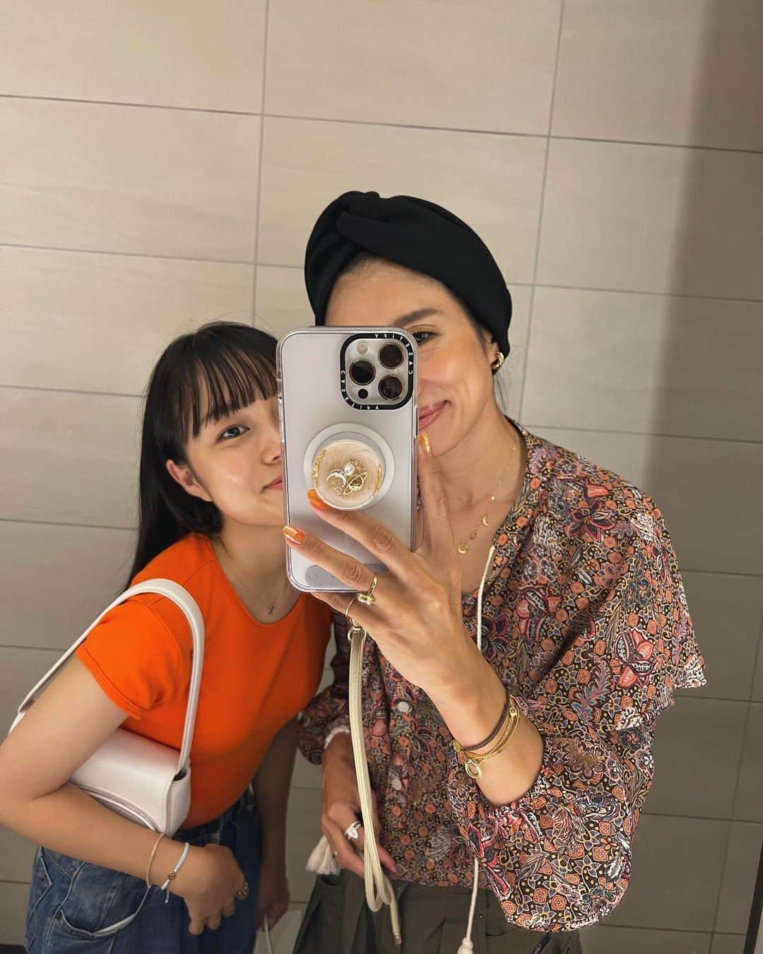 eiko kagamiさんのインスタグラム写真 - (eiko kagamiInstagram)「今日は娘と弾丸名古屋へ！ 目的は“矢沢あい展”♡  時を経て、娘がまさかのNANAにどハマりしてくれて🤣、 お誕生日プレゼント&mou×2を日々頑張っているのを 目の当たりにしていたのでお疲れ様プレゼント✨  と思っていたら、予想はしていたけど現地に着いたら 娘以上に（？！w）私が大興奮😂❤️‍🔥  大好き＆青春ドストライク人間にとってたまらぬ イベントでした😭👏✨  おかげで私のアルバムは矢沢あい先生祭りに🥹🫶❤️w 投稿は悩み抜いた結果、大人になった今 目線が変わり改めて響いたセリフ込みのお写真を ここに残します🥹✨←それでも全然10枚無理w  共感DMをくださった皆さま、共れて嬉しいです🥺✨ ありがとうございます!!🫡❤️‍🔥 . . . . . . #矢沢あい展#ご近所物語#パラダイスキス#天使なんかじゃない#NANA#青春#娘の名前もなな#名前感謝してくれた🤣」8月9日 20時48分 - eikooo7