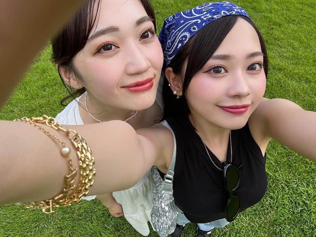 ユリナのインスタグラム：「🍀🤍」