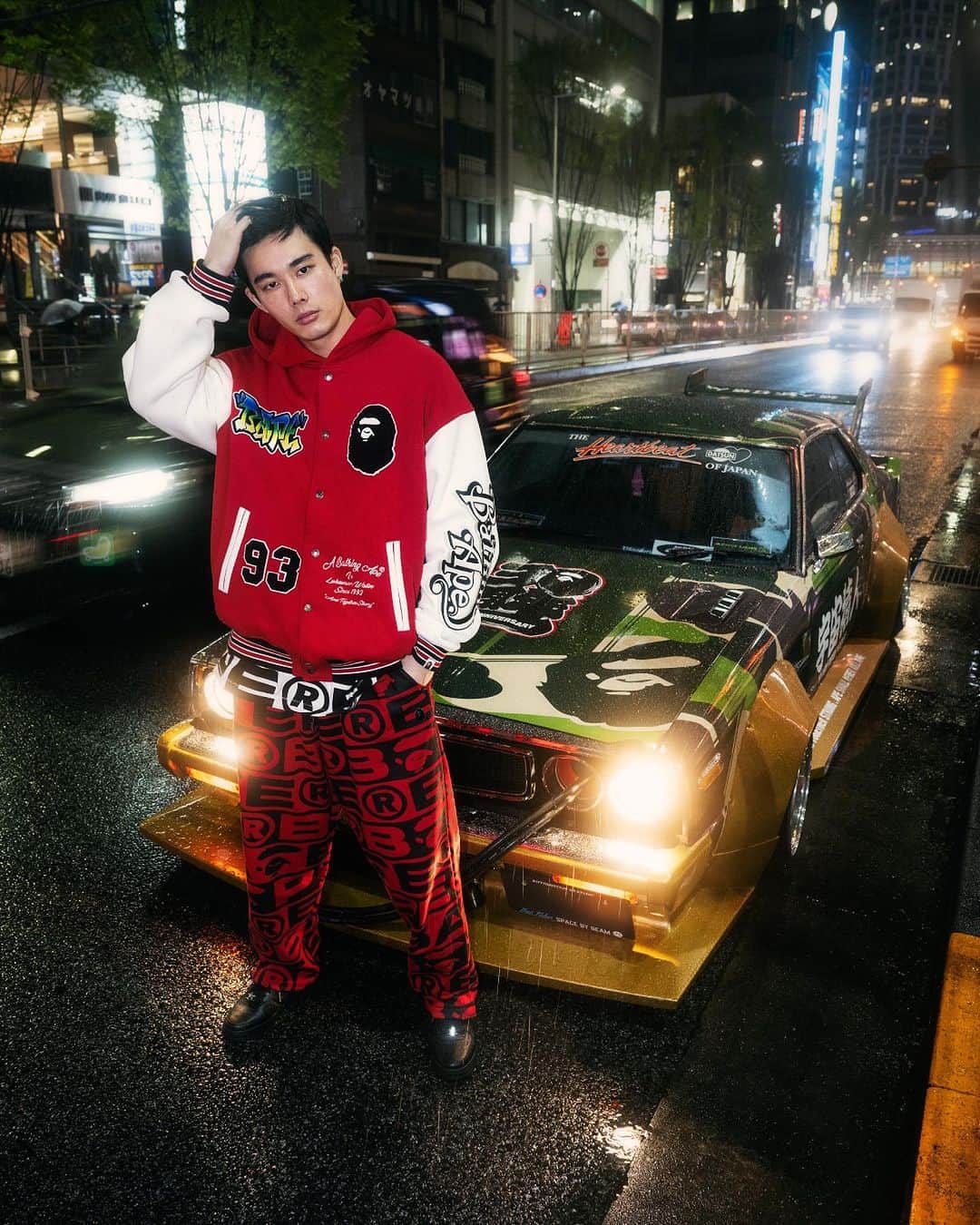HYPEBEASTさんのインスタグラム写真 - (HYPEBEASTInstagram)「@hypedrive: @bape_japan and @poprace__ have teamed up for a collaboration, paying homage to Bōsōzoku, a Japanese subculture known for customizing cars and bikes. Arriving by way of the Skyline C210, the car has been modified to feature the BAPE® 30th anniversary logo, camo print, and slogans.⁠ ⁠ The BAPE®x POPRACE Kaido Racer Model Car will be available at the BAPE STORE® and online starting August 19.⁠ Photo: BAPE」8月9日 21時10分 - hypebeast