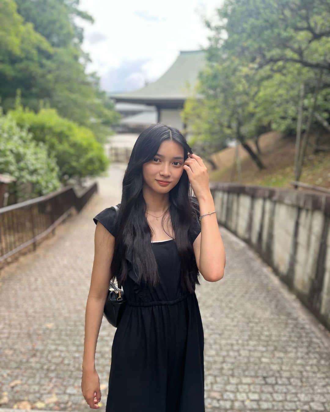 のインスタグラム：「・ 成田山新勝寺へ✨  おみくじは吉だった🙂」